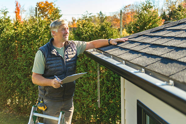 Professional Roofing technician working in Fairpoint, OH